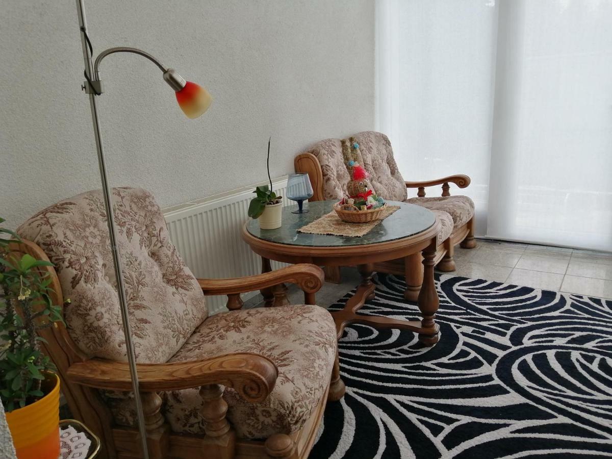Apartament Kleines Haus Im Oderbruch Neutrebbin Zewnętrze zdjęcie